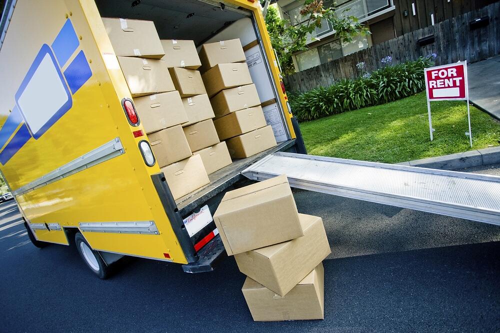 moving-truck-military moving-truck-military