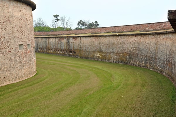 1200px-Fort_Macon_Moat