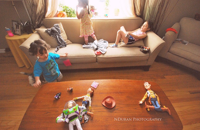 flickr_kids_living_room.jpg