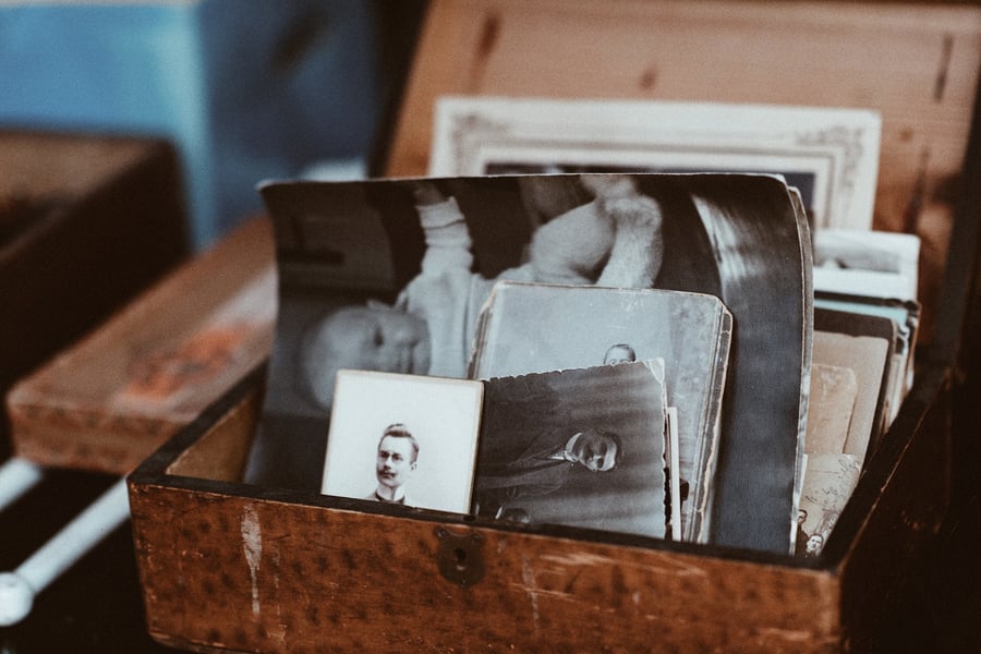 box with vintage photos