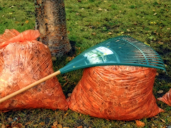 Tackle these fall home maintenance tasks. Tackle these fall home maintenance tasks.