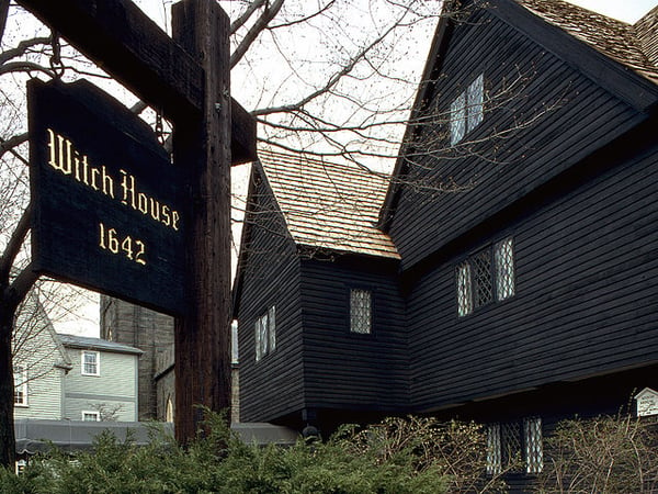 Salem, Massachusetts,is home to many ghost tours.