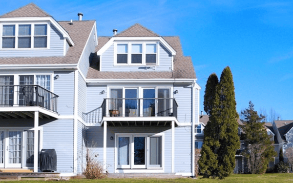 This fully furnished rental home is just minutes from Naval Station Newport. 