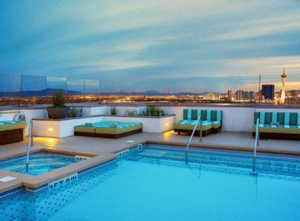 Las Vegas Apartment pool