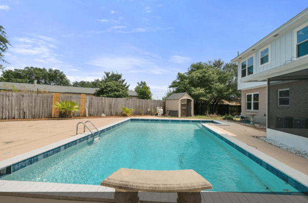 Mary Esther Home for Sale with Pool