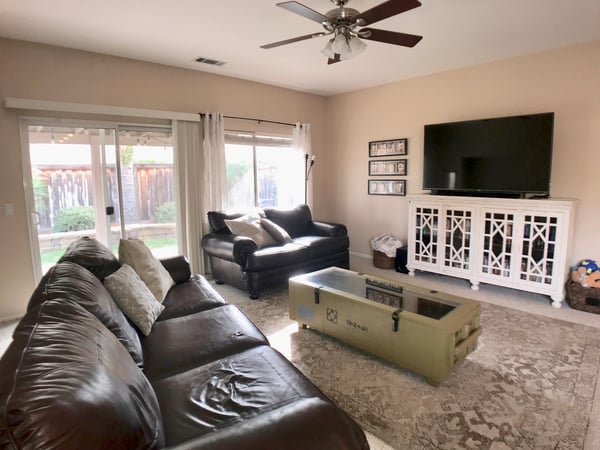 Do use natural light to your advantage when taking home listing photos. 