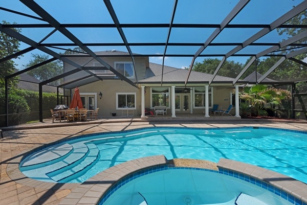 Niceville, Florida home with pool. 