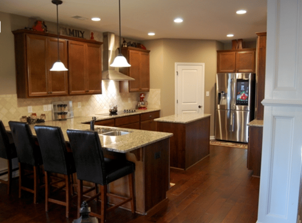Edgewater Drive kitchen