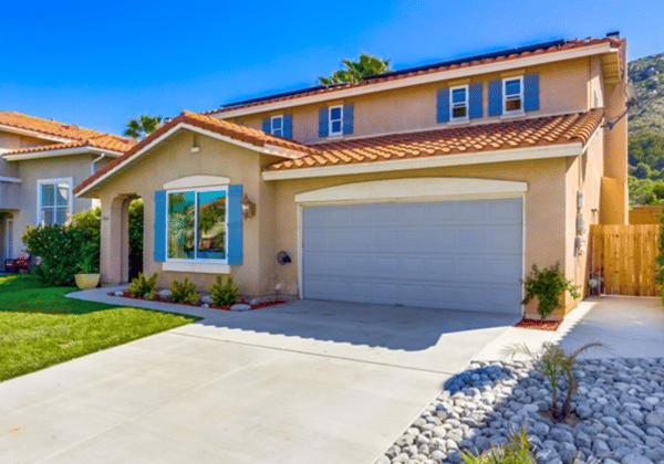 Lake Park Ave home for sale in Fallbrook California