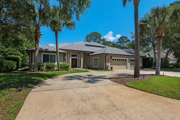 Niceville Home for Sale with Pool