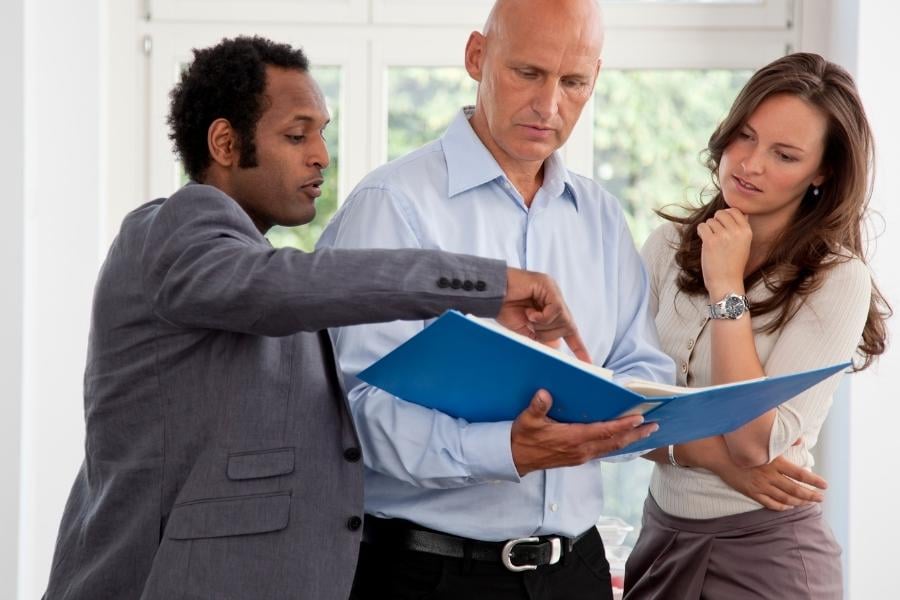 property manager meeting with tenants