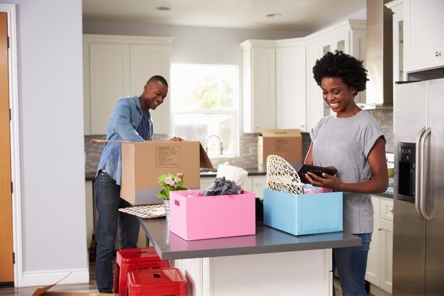 which moving expenses can you deduct from taxes