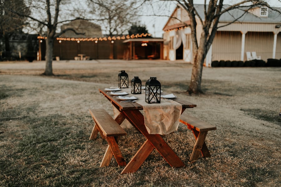outdoor seating for Thanksgiving
