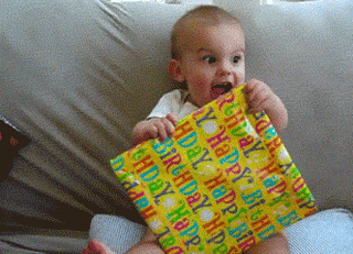 baby-giftgiphy_1-2.gif