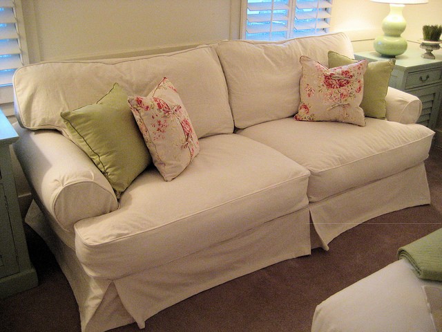 slipcover_couch